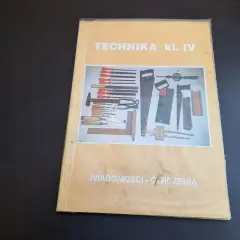 Okładka zeszytu do techniki z narzędziami: piły, dłuta, młotek, pilniki.