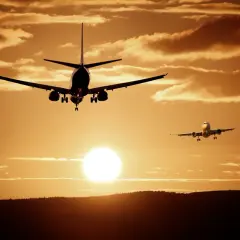 Dlaczego samolot lata? Odkryj tajemnice fizyki i aerodynamiki