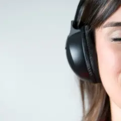 Jak muzyka wpływa na człowieka - emocje, rozwój i zachowanie