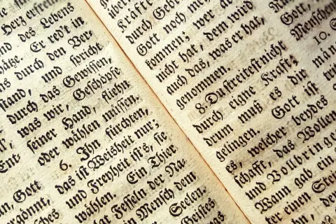 Jak ozdobić zeszyt do niemieckiego, aby nauka była przyjemnością