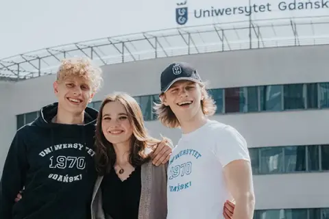 Jak zrobić zdjęcie do rekrutacji na studia, aby uniknąć błędów?