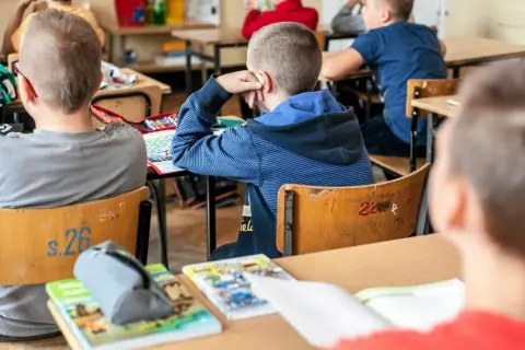Ile sprawdzianów może być w jednym dniu? Poznaj ważne zasady szkolne