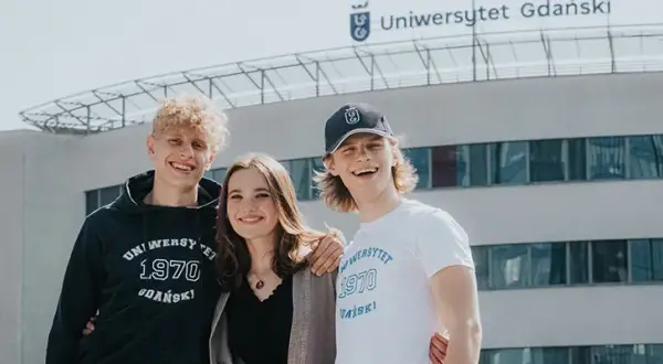 Jak zrobić zdjęcie do rekrutacji na studia, aby uniknąć błędów?